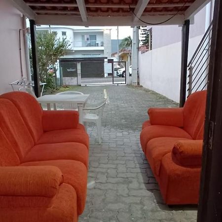 Apartamento Terreo Com Ar Condicionado E 2 Suites Bem Localizado Garopaba Kültér fotó